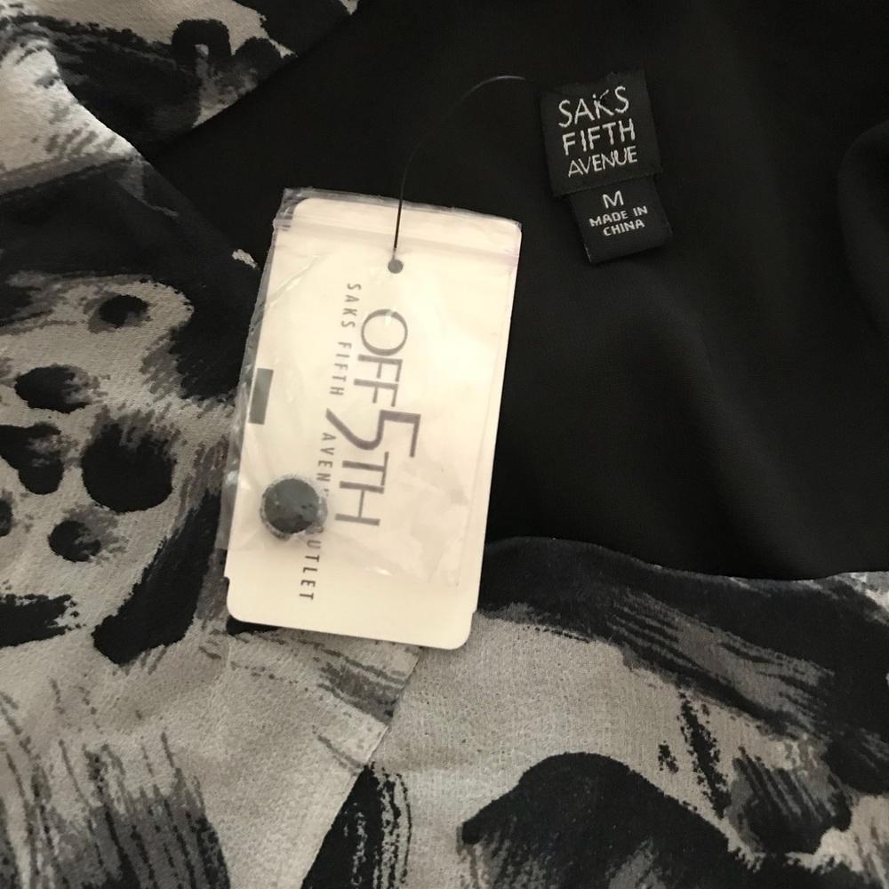 Saks Fifth Ave Silk M - Picture 6 of 7